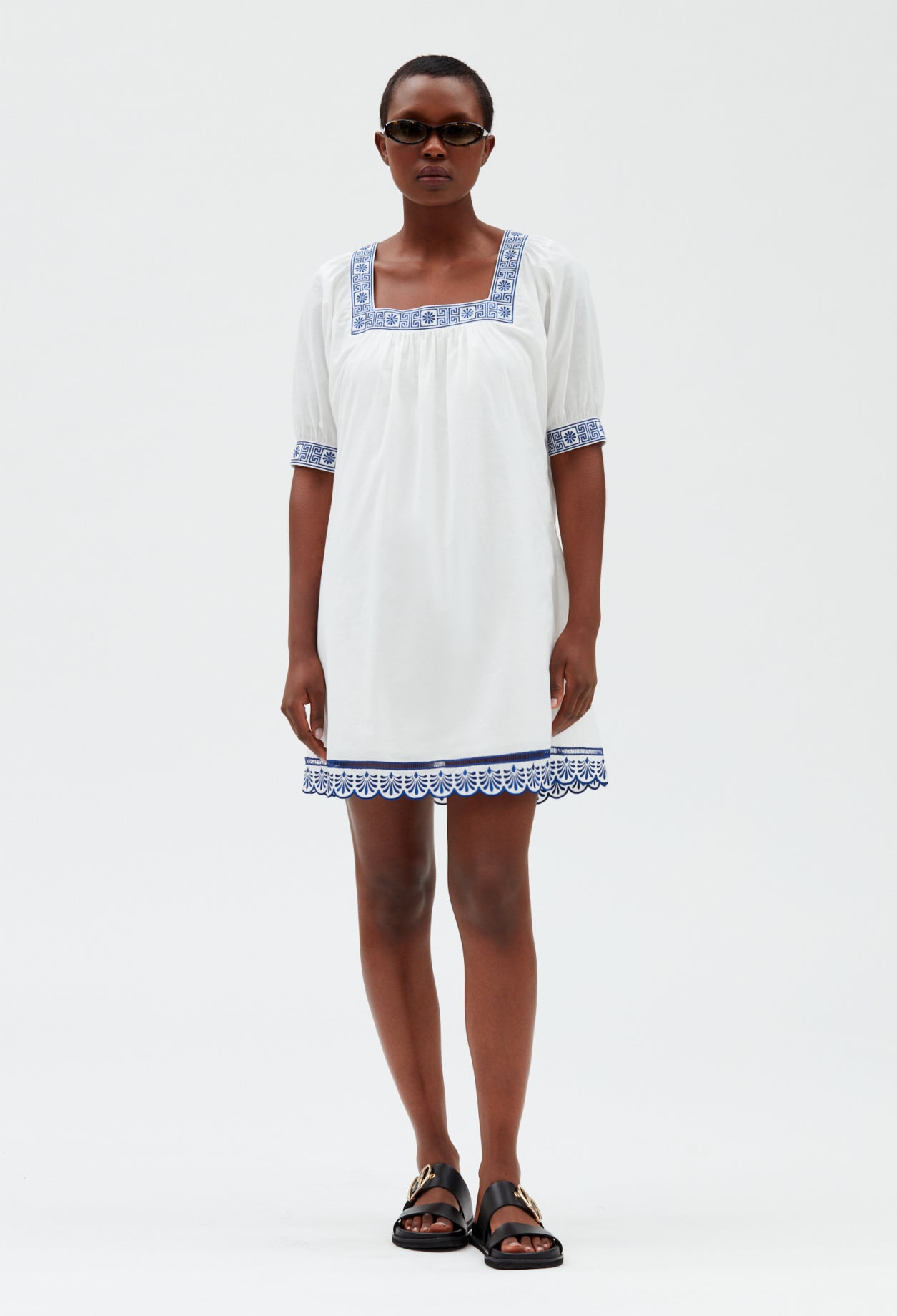 Vestido corto crudo